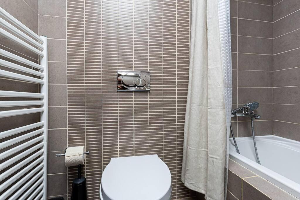 Апартаменты Nh Urban Living In Nea Alikarnassos Ираклион Экстерьер фото